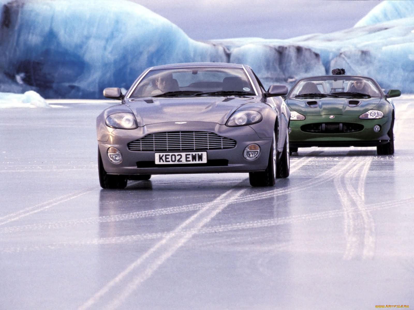 , aston, martin